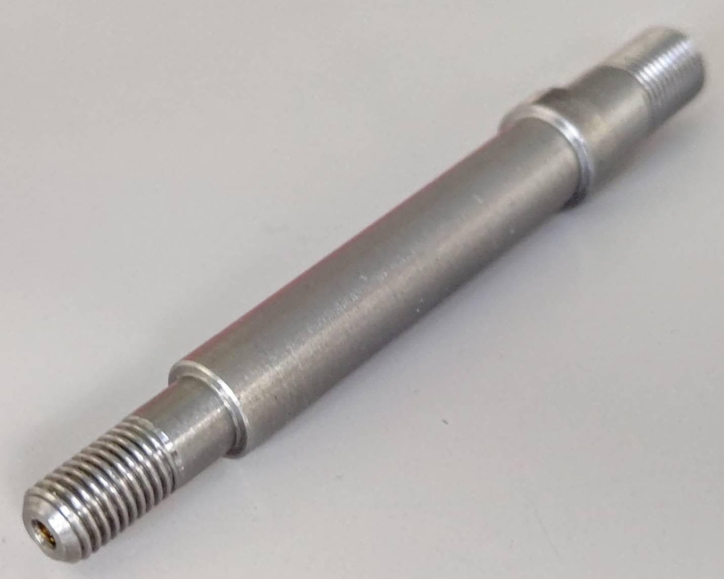 ヒロボー HIROBO パーツ 【0405-102】第一軸【最終在庫】