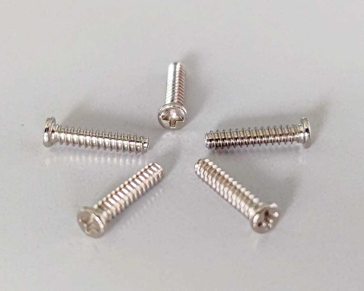 ヒロボー HIROBO パーツ 【2537-013】M91372　M1.7X8 TS（新商品設定） .