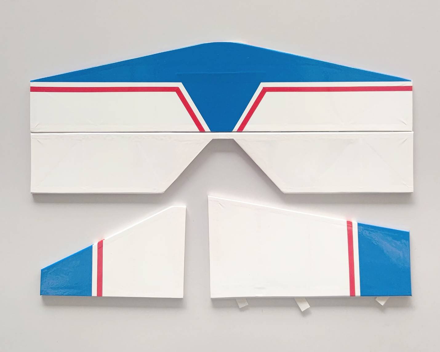 ヒロボー HIROBO RC飛行機 【0004-311】マジックエクストラ20尾翼セット（ブルー）【最終在庫】