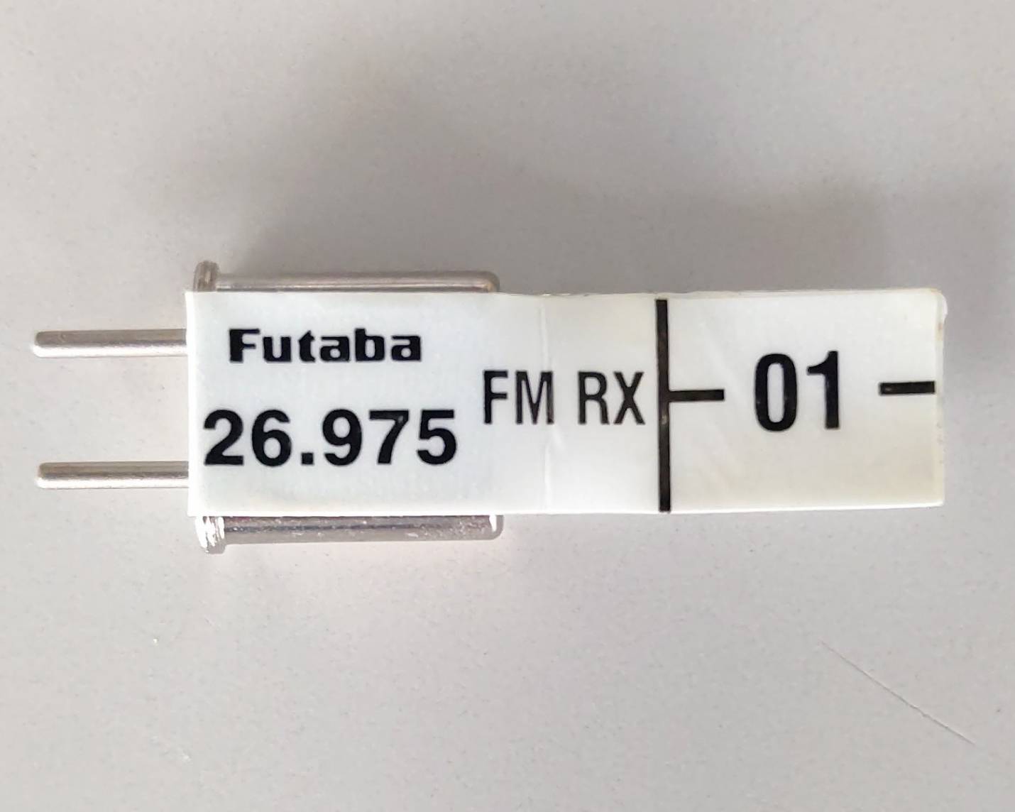 ☆ ジャンク品  【4038】Futaba  BD0565-01 受信機用XTAL ショートタイプ FM27MHZ帯 （R133F用）（デッドストック）