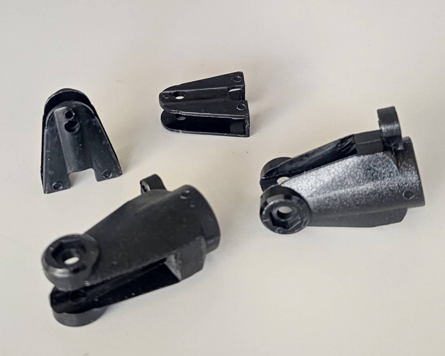 ☆ ジャンク品  【4110】CAPITAL 24022 GPH346 テールグリッププラパーツ（デッドストック）