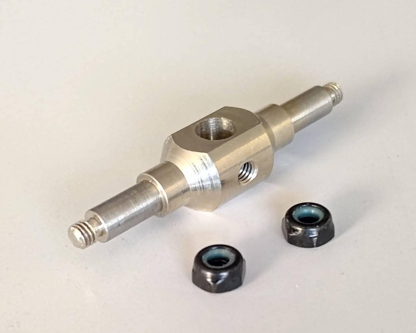 ☆ ジャンク品  【4101】CAPITAL 23062 シャトル30用テールセンターハブ（固定タイプ）（デッドストック）