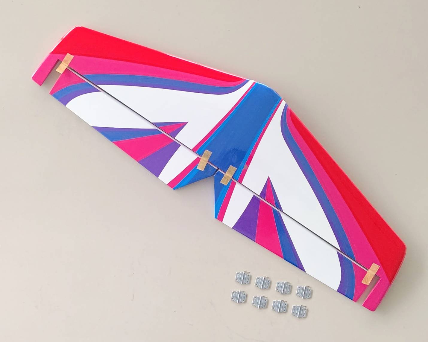 ヒロボー HIROBO パーツ 【0004-323】アストラル120水平尾翼　　アウトレット・返品交換不可【最終在庫】