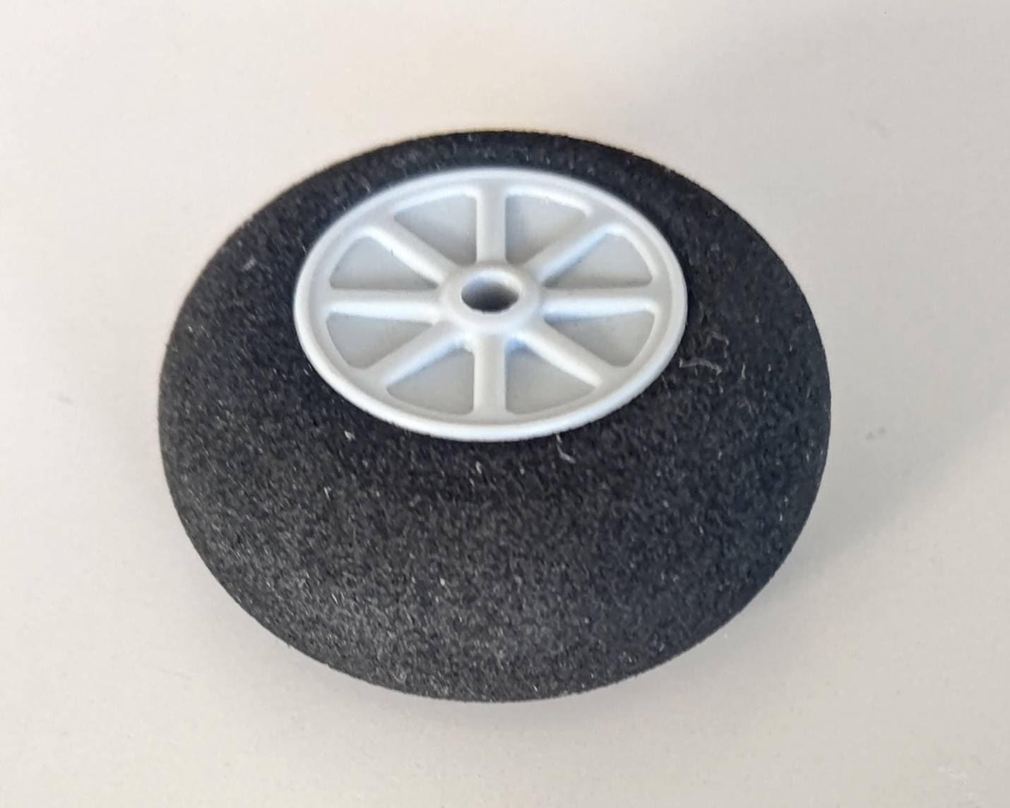 ヒロボー HIROBO パーツ 【0004-082-1】　PS 30mmホイール【在庫限り】