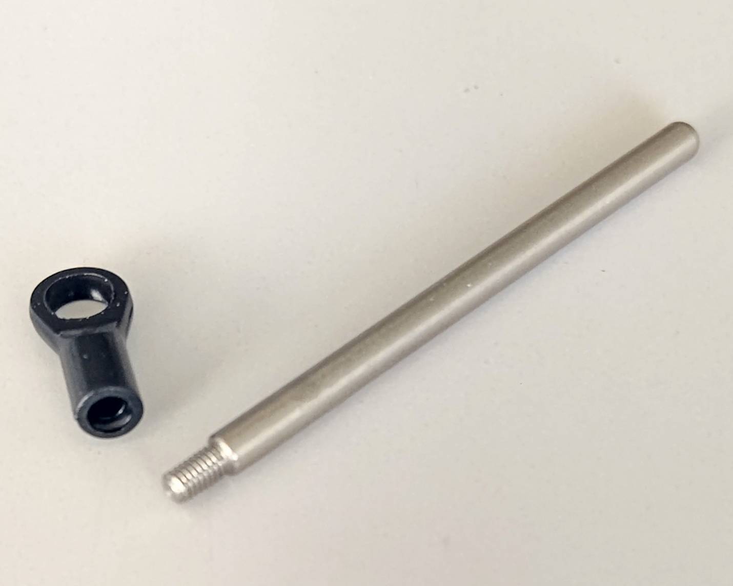 ☆ ジャンク品  【4098】CAPITAL 23020 ラジアスアーム用スイングシャフト（デッドストック）