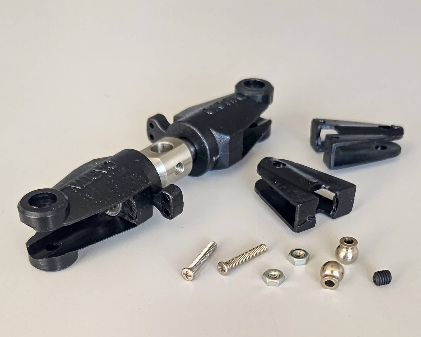 ☆ ジャンク品  【4106】CAPITAL 24013 GPH346用テールローターグリップセット（デッドストック）