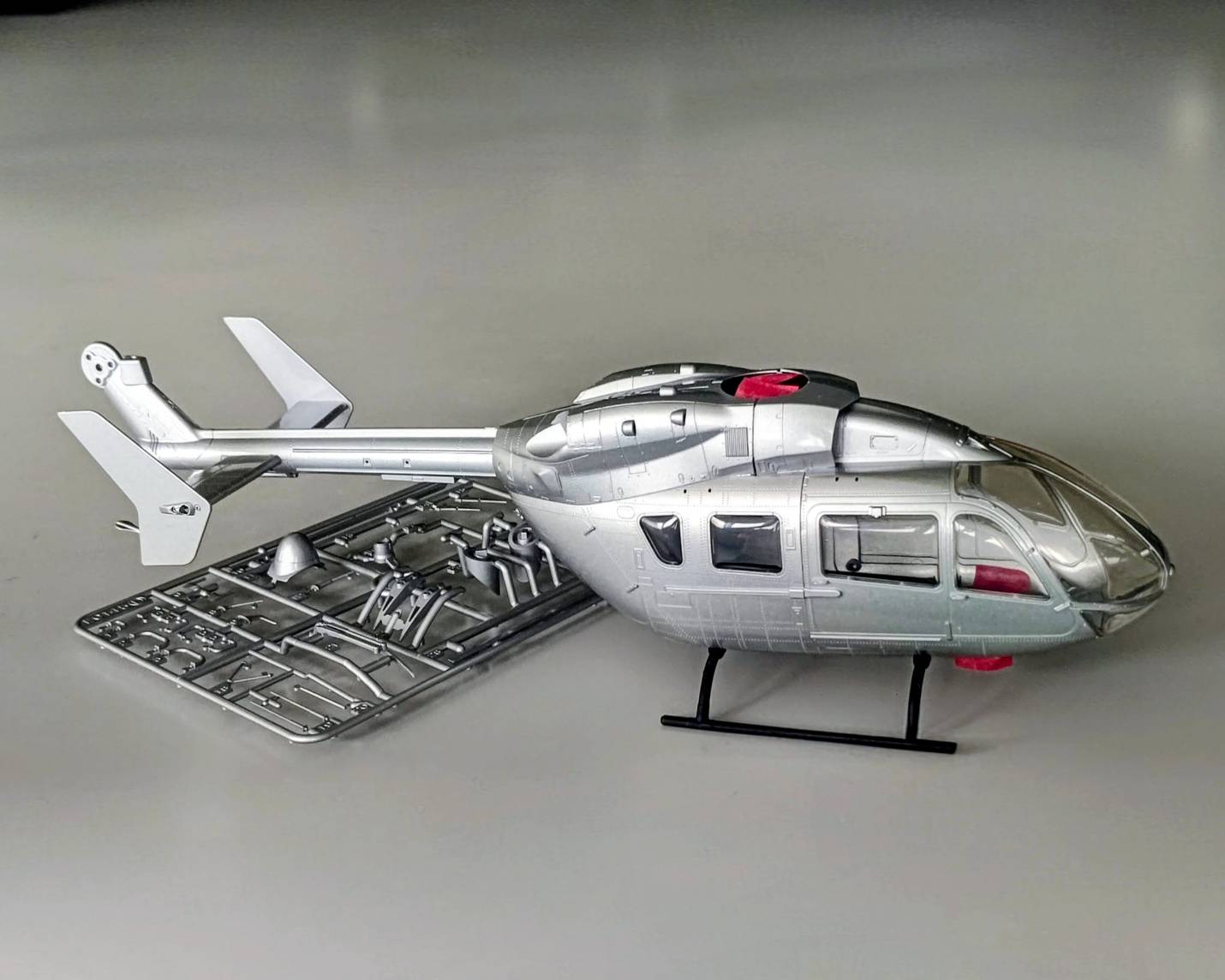 HIROBO.com | ヒロボー ドットコム - ラジコン RC ヘリコプター 通信販売 |