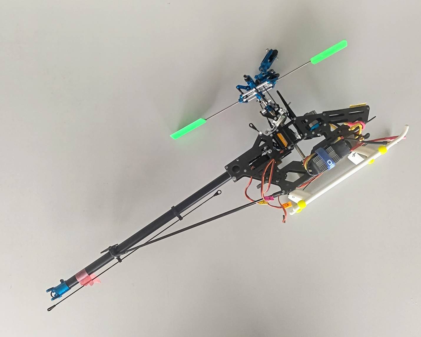 ☆ ジャンク品  【4257】未完成機体（アウトレット・返品不可）【在庫限り】