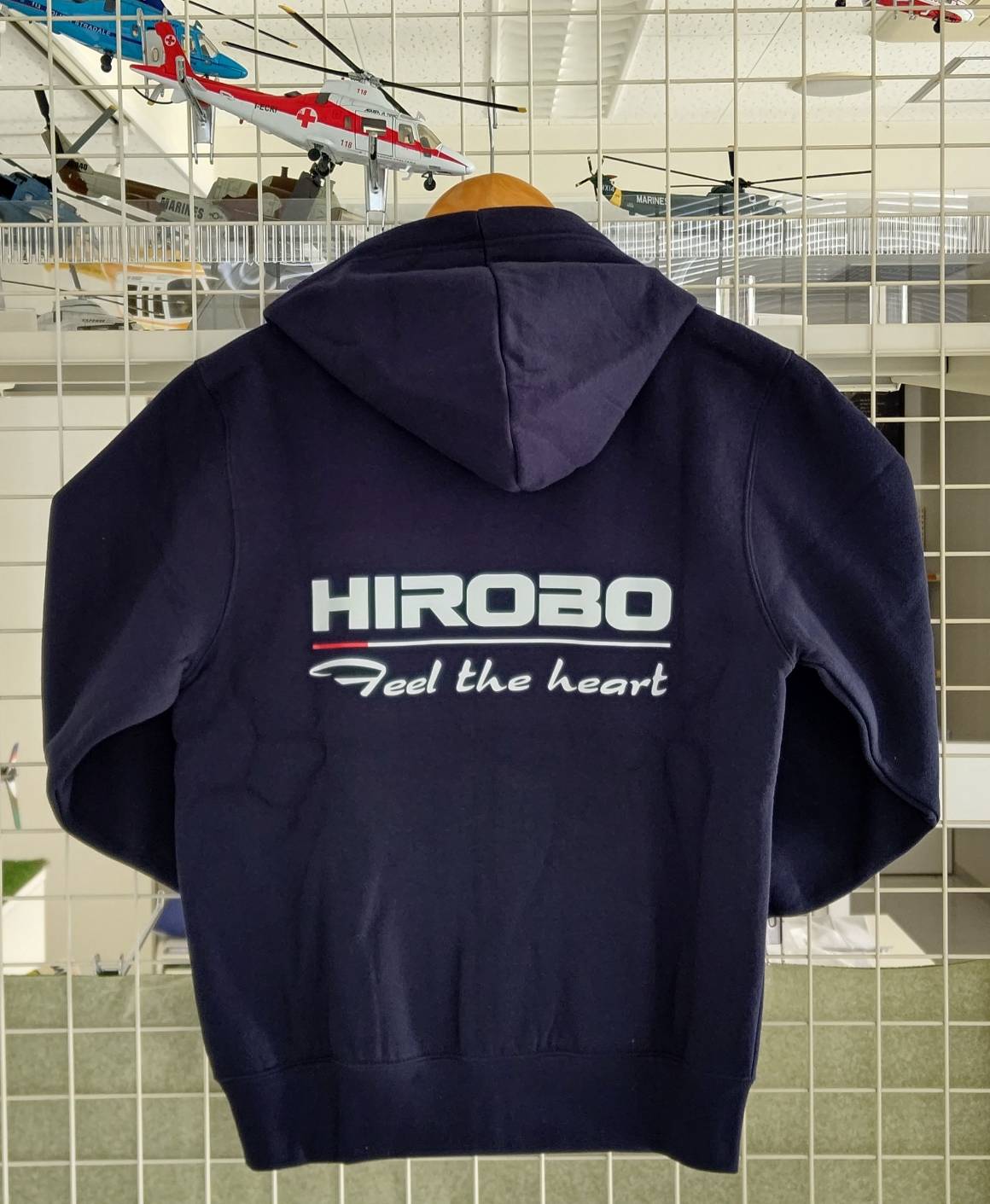 ヒロボー Hirobo チームグッズ 2515 1 裏起毛ジップパーカー ネイビー Sサイズ 種別で選ぶ チームグッズ Hirobo Com ラジコン Rc ヘリコプター 通信販売 ヒロボー ドットコム