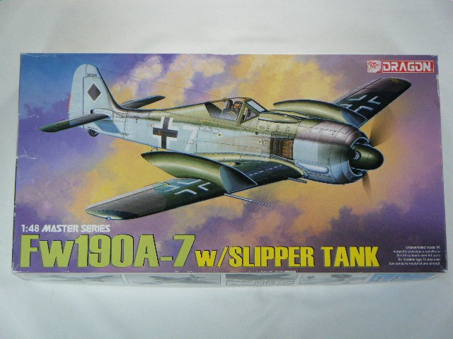 DRAGON 5545 1/48WW.II ドイツ空軍 Fw190A-7 スリッパタンク装備 1⁄48
