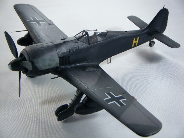 Fw190A-4����ֽ��ⵡ���ʥϥ�����/�ɥ饴��ˡ�1/48��������