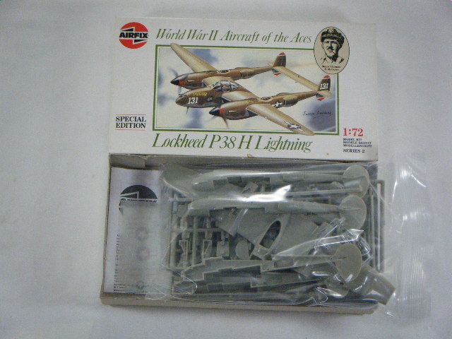 P-38F/�ޥ�����������AIRFIX�ˡ�02088