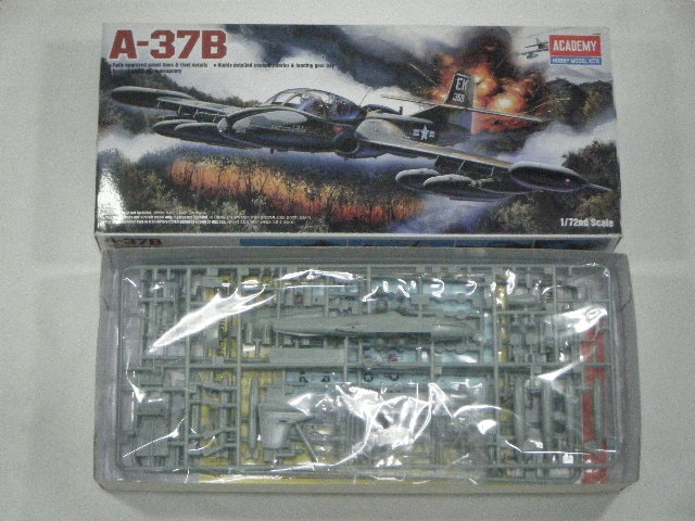 A-37B���ʥ����ǥߡ��ˡ�12461