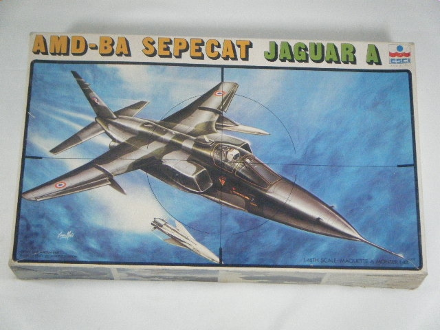 イタリアエッシ(Esci)飛行機プラモデル sddefault.jpg?v=67ab22bb
