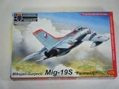 MIG-19S����KP�ˡ�KPM0158