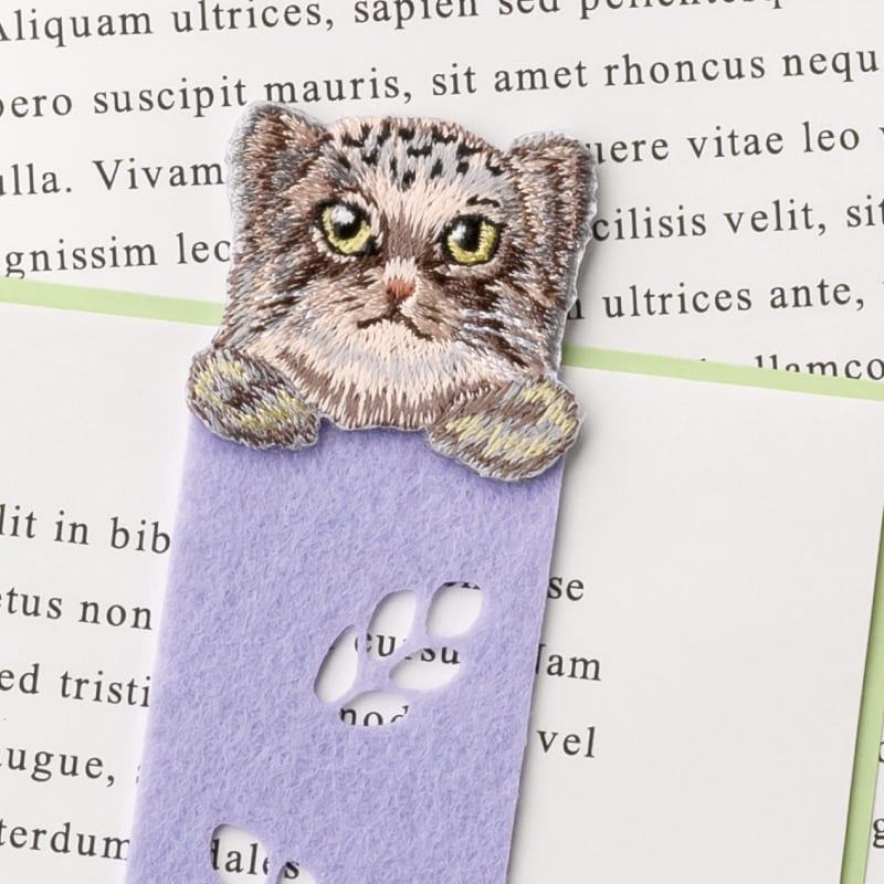 ANIMAL BOOKMARKER 刺繍しおり マヌルネコ