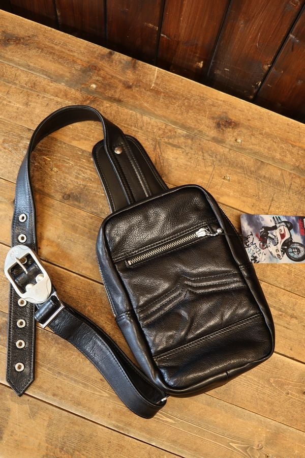 カドヤ(KADOYA) MASKED R ONE BAG 仮面ライダー1号 ワンショルダー