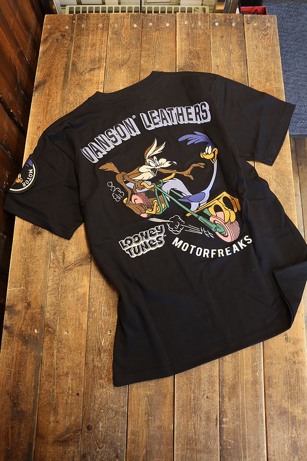 vanson カウチンニット Looney Tunes Tweety VANSON×LOONEY TUNES 