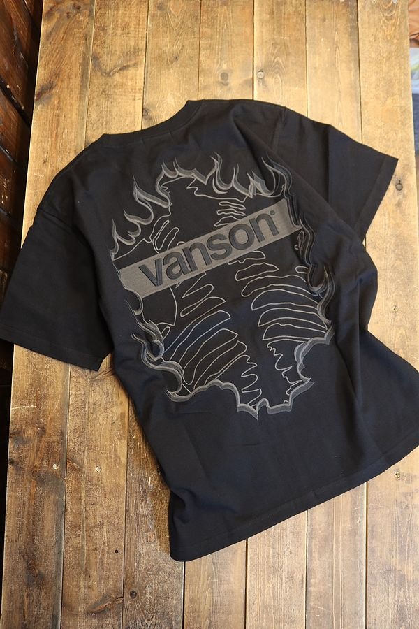 VANSON NVST-2518 天竺半袖Tee バンソンボーン柄 刺繍Tシャツ ブラック