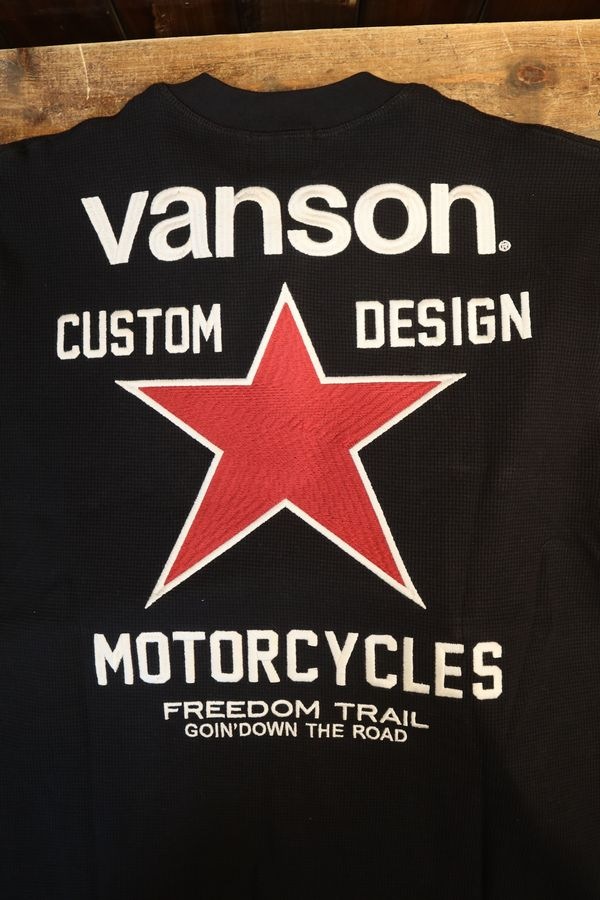 VANSON �Х󥽥� NVST-2604 �����ޥ�إ�꡼�ͥå�ȾµTee ��󥹥������ɽ����֥�å�