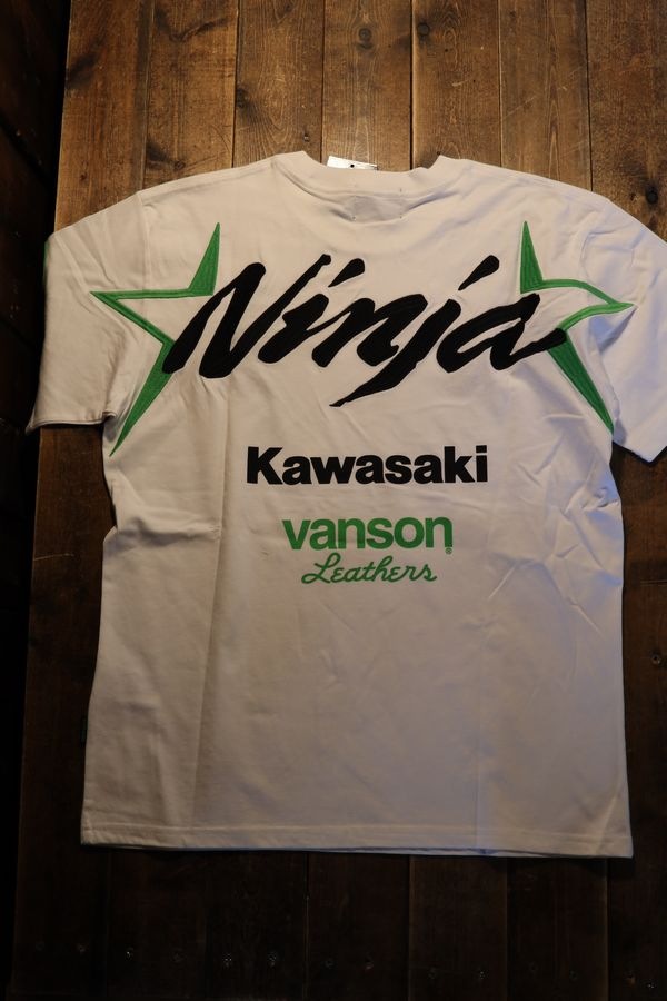 VANSN×KAWASAKIコラボレーション KMV-2602 天竺半袖刺繍Tee 忍者 NINJA VANSN×KAWASAKIコラボレーション KMV-2602 天竺半袖刺繍Tee 忍者 NINJA