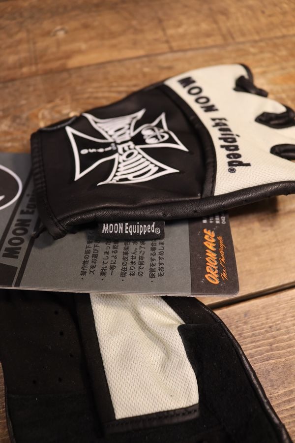 MOONEYES���ࡼ�󥢥�����OMG-034 HALF FINGER GLOVE����������Ⱦ�إ������֡������ܥ꡼