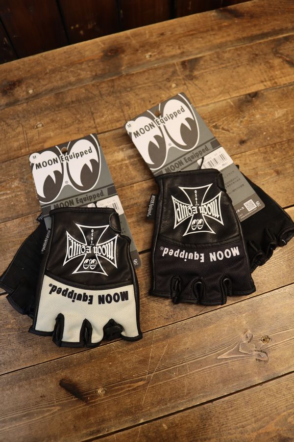 MOONEYES���ࡼ�󥢥�����OMG-034 HALF FINGER GLOVE����������Ⱦ�إ������֡������ܥ꡼