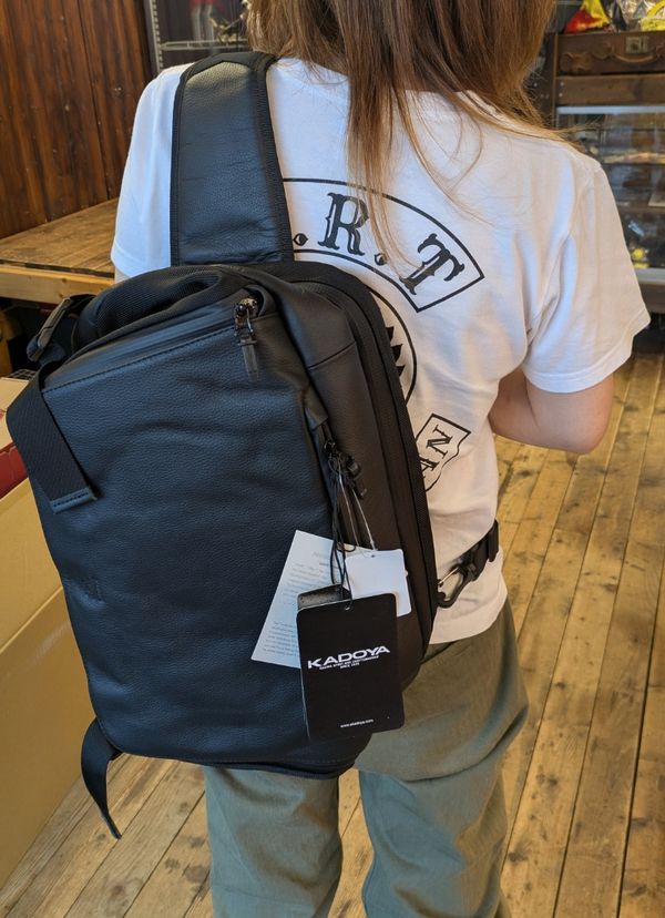 カドヤ(KADOYA) K'S LEATHER&K'S PRODUCT RIDERS SLING BAG ライダース