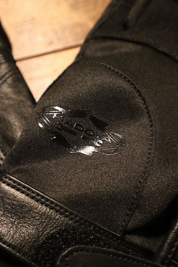 ���ɥ�(KADOYA)��MULTIPLE GLOVE �ޥ���ץ륰������ ���ޡ��������֡��֥�å�