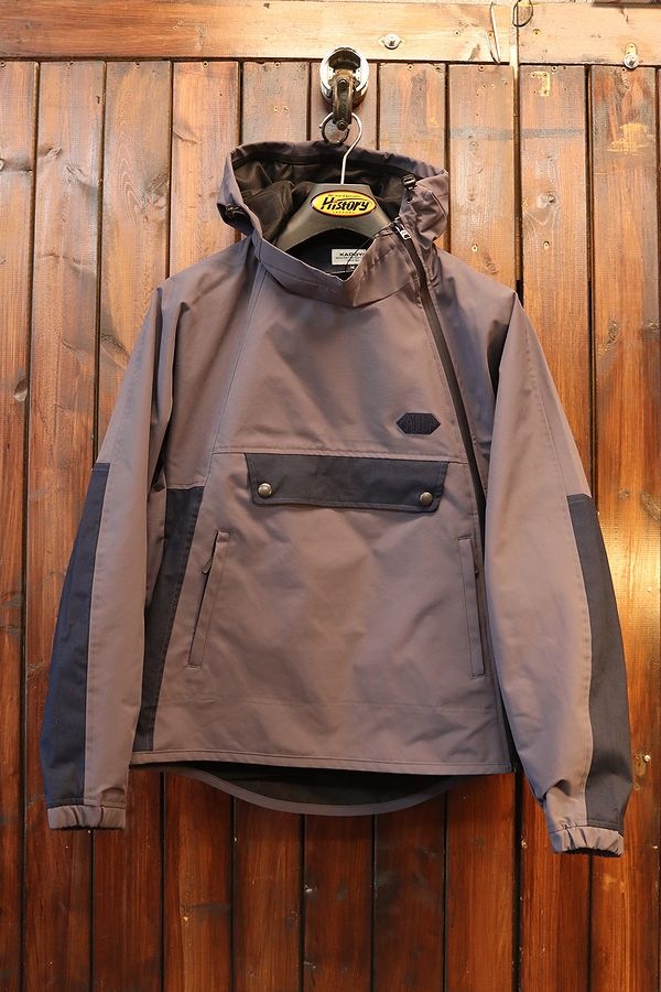 ���ɥ�(KADOYA)��ALTER KEIS�ʥ��륿�������ˡ�ROUND ZIP ANORAK���饦��ɥ��åץ��Υ�å����֥롼���졼