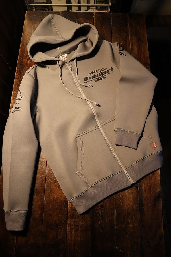 美品　BRIEFING 薄手　トレーナー トレーナー スウェット 「別注限定展開」T＆C Surf Designs