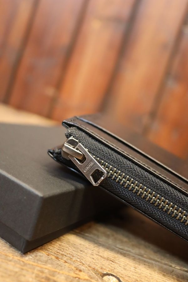 KADOYA �����ɥ䡡 LEATHER L ZIP WALLET���쥶��L���åץ�����åȡ�Ĺ���ۡ��֥�å�