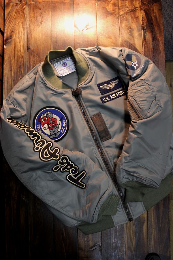 ���վ���TEDCOMPANY �ƥåɥޥ�TMA-550 MA-1���ե饤�ȥ��㥱�åȡ�P.GRAY