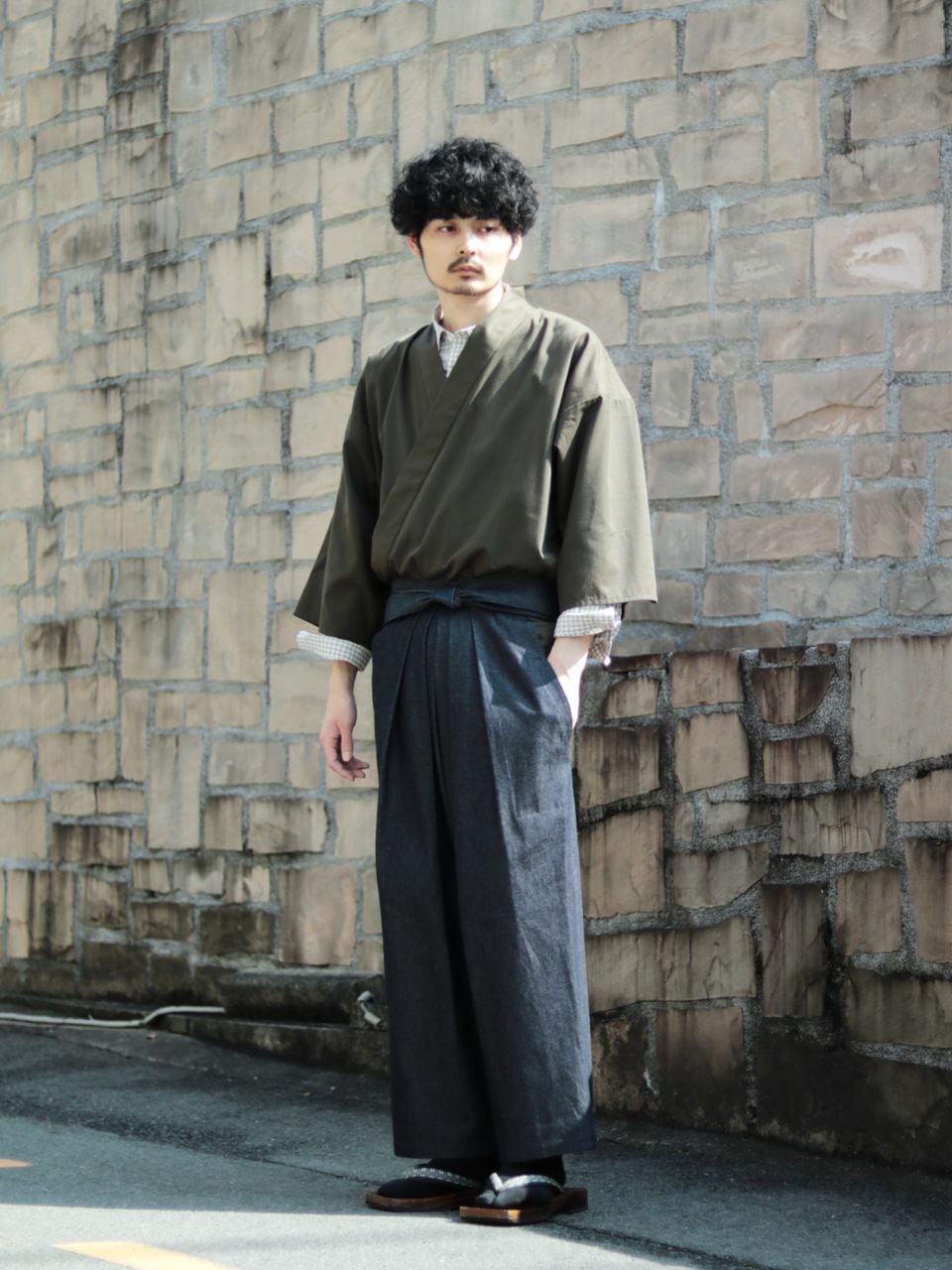 袴 HITOIKI チノばかま 日本デザイン ベトナム縫製 カーキ こう吉オリジナル野袴『チノばかま』 新バージョン発売！｜こう吉