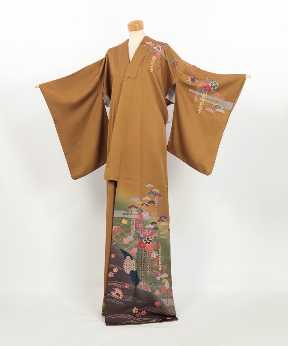 【リユース】訪問着：松竹梅・花籠・蝶／2504092