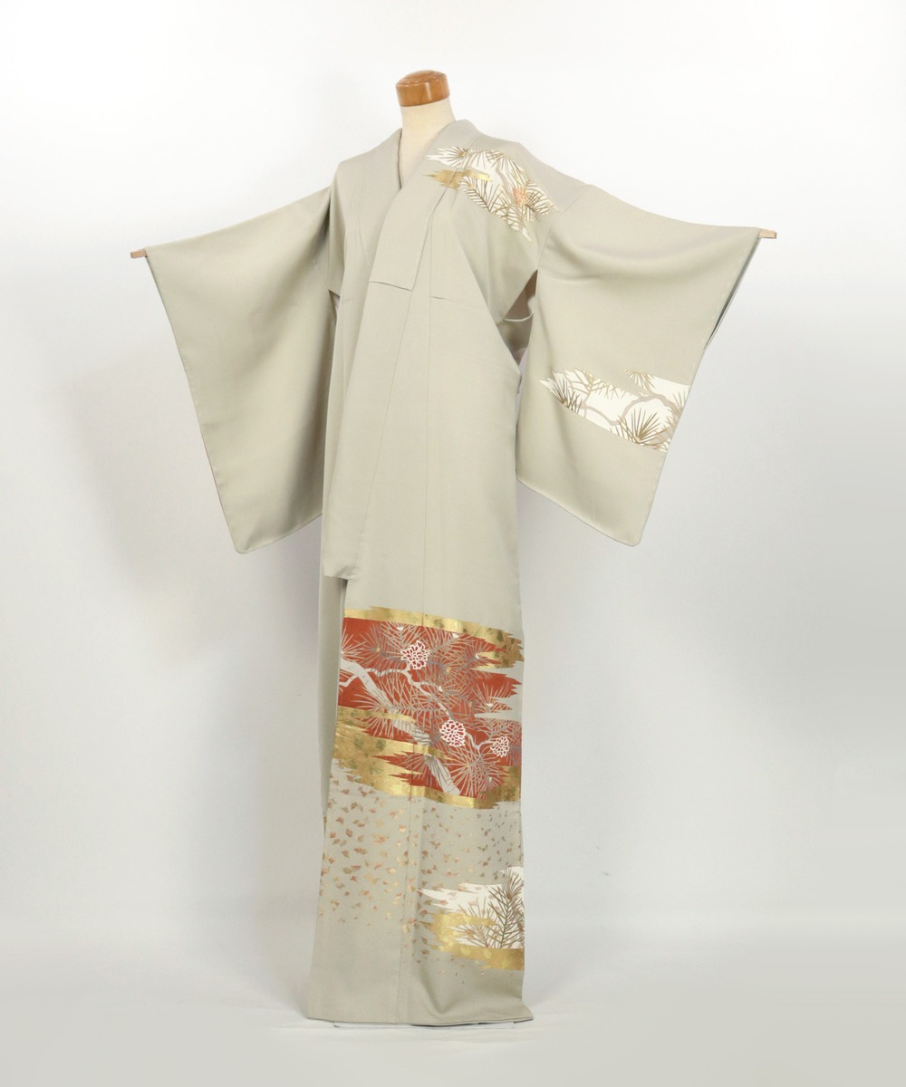 【リユース】訪問着：松模様と金糸刺繍／2504091