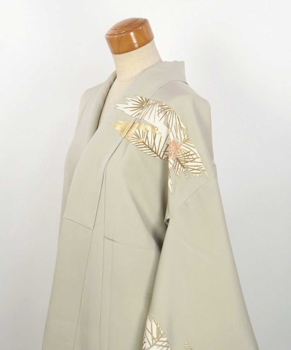 【リユース】訪問着：松模様と金糸刺繍／2504091