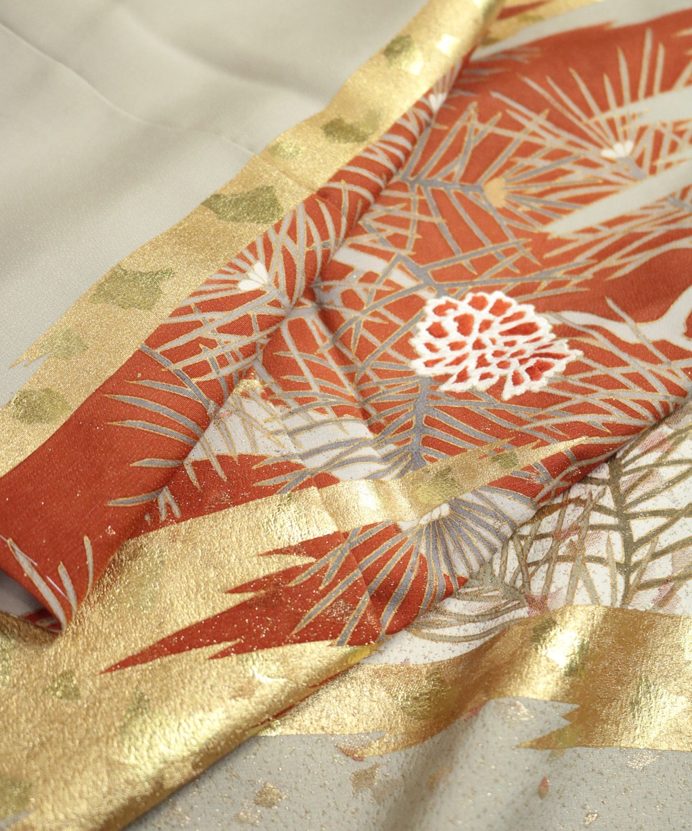 【リユース】訪問着：松模様と金糸刺繍／2504091