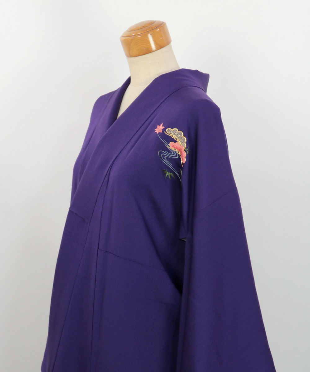 【リユース】振袖：御所車・松竹・花 刺繍文様／2504223