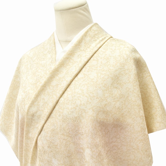 【日本限定モデル】 正絹 10%OFF】小紋 反物 羽織にも 唐草 ベージュ 着尺 未仕立て 着物・浴衣