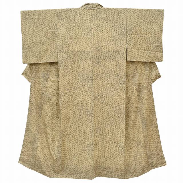 小紋 リサイクル着物 正絹 縮緬 仕立て上がり 身丈 152cm 裄 64cm S 茶系 かご目文様 特品