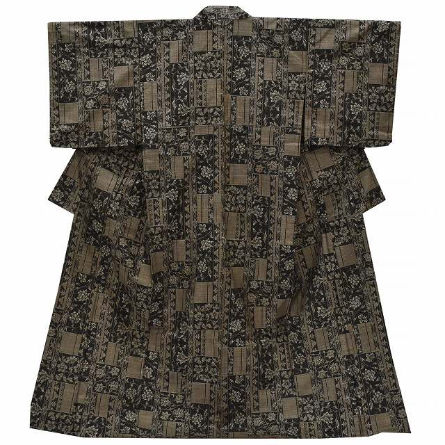 大島紬 リサイクル着物 正絹 仕立て上がり つむぎ 泥染 身丈 161cm 裄 65cm L ちょっとふくよかL 茶系 花文様 特品