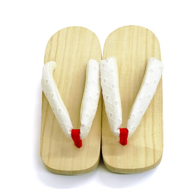 下駄 和装小物 ピドヒール下駄 レース 白木 おしゃれ たくさん歩いても疲れない特殊な加工付き カジュアル 浴衣 小紋 紬とあわせて 通販 和装小物 下駄 ピドヒール下駄 和装小物 雑貨の こものひより