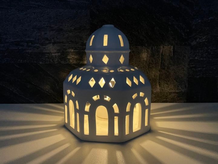 UYUNIのLEDティーライトを使用して撮影しました。