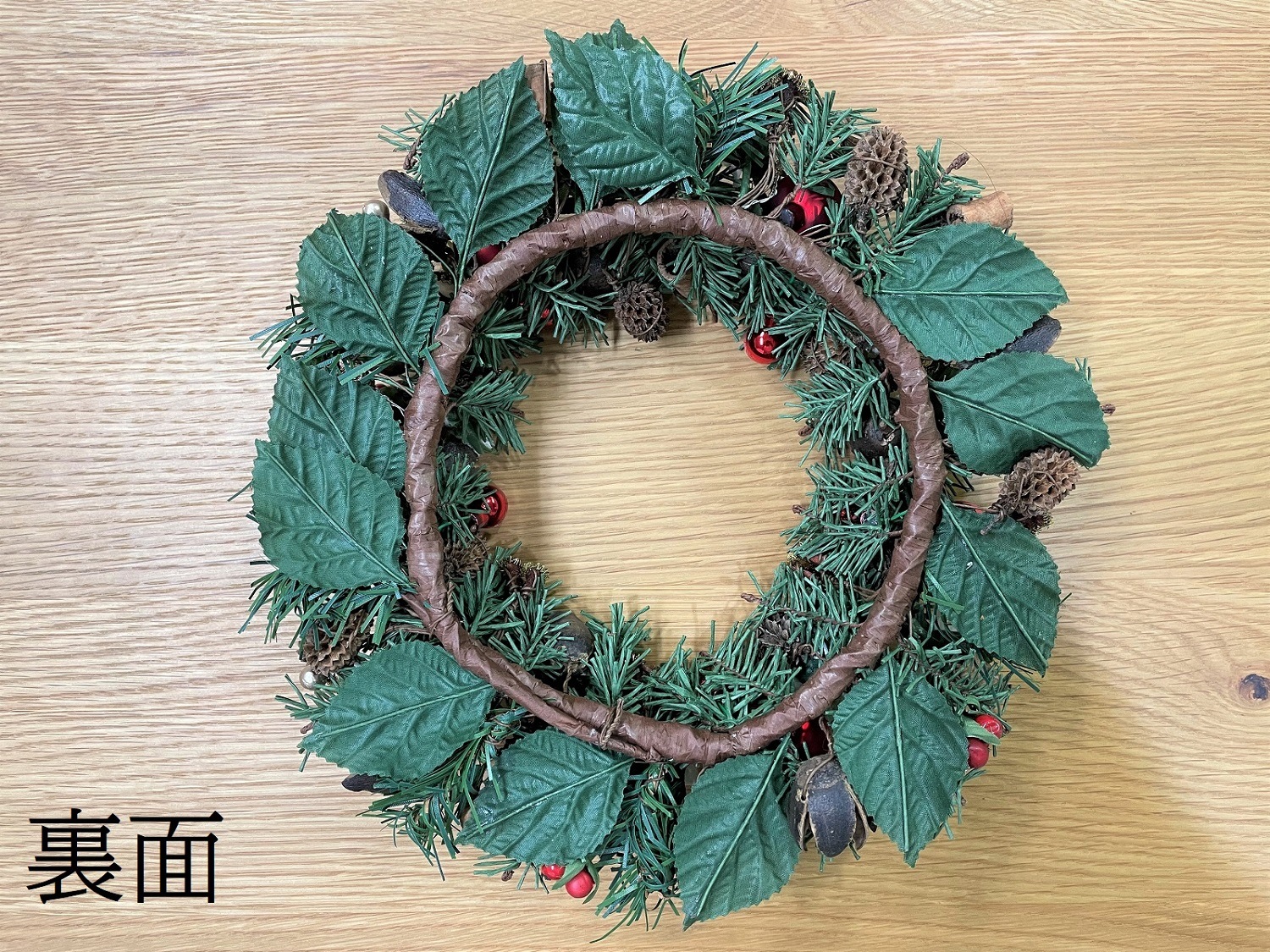 もみの枝リース／Rasp