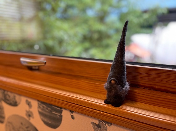 トムテ（森の妖精・グレー）