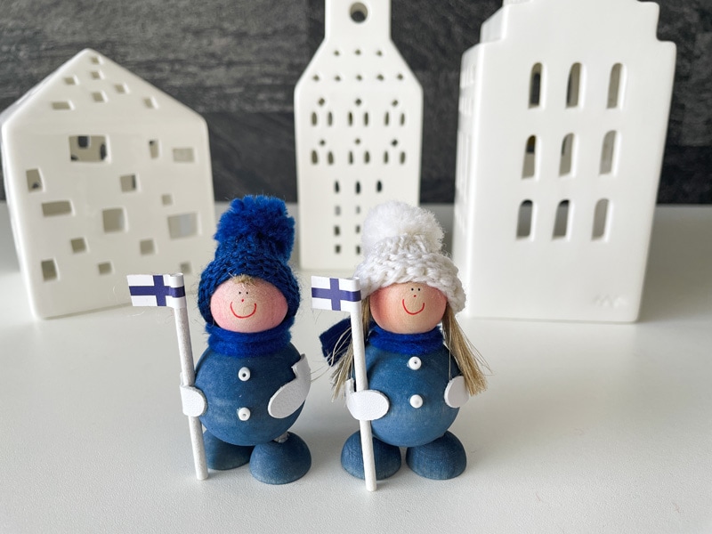 トントゥ Finnish flag / Kewin