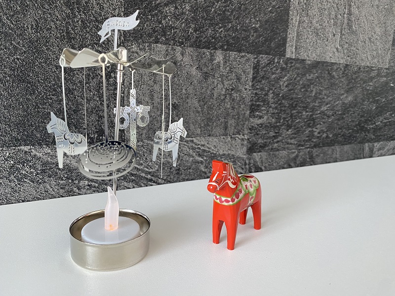 ロータリーキャンドルホルダー「ライクスウェーデン」／Pluto Design