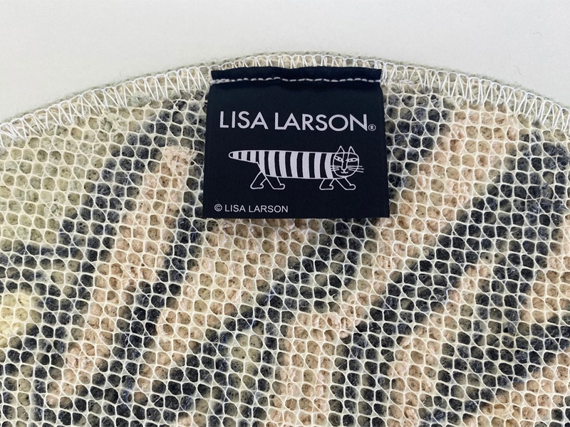 なかよしハリネズミチェアパッド/LISA LARSON