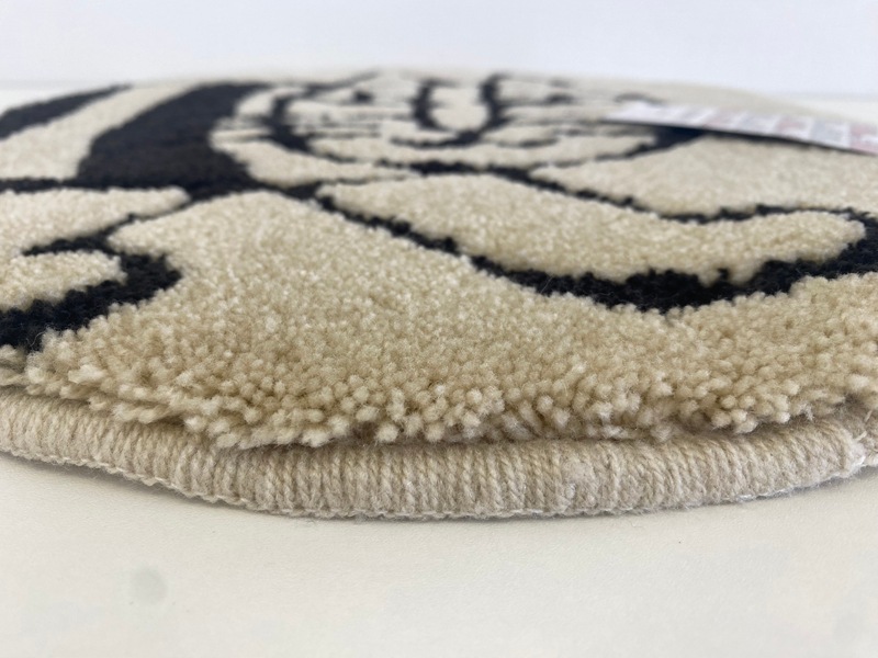 クラシックマイキーチェアパッド/LISA LARSON